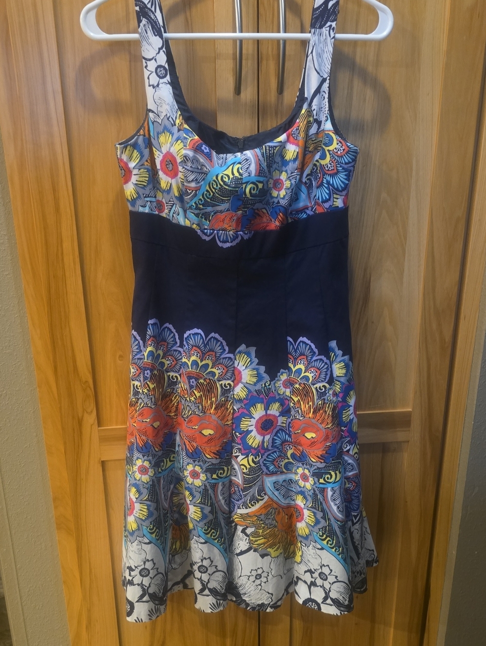 Sz 4,Navy, Vibrant Floral Fit-and-Flare,Fully Lined, Sundress, By NINE WEST